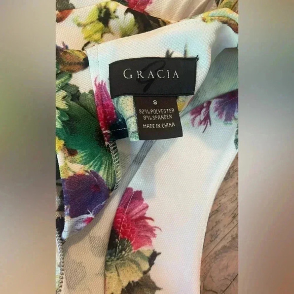 Gracia Fashion Top - Picture 6 of 6